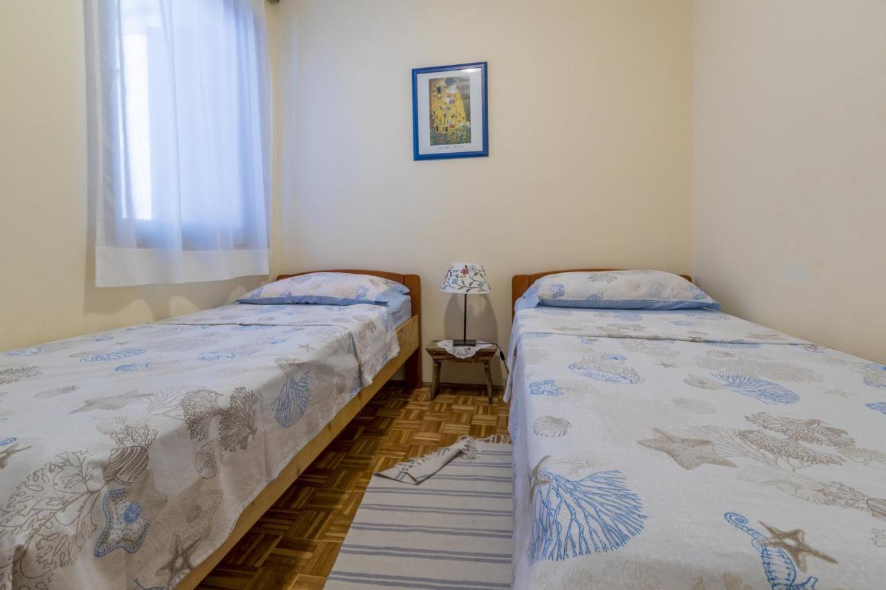 Hrusta Apartamento Crikvenica Exterior foto